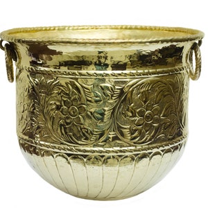 Plant container ||  Handcrafted decorative Brass Planter, Flower Pot || Indoor & Outdoor Plant container