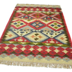 Handwoven Multi Color Cotton Wool Rug | Reversible Kilim, 3.1 x 5 ft. image 3