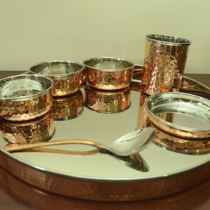 Vajilla de cobre y acero martillado / Plato thali indio