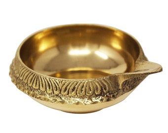 Brass Kuber Diya | Handmade Deepawali Oil Lamp (Set of 11, 21, or 51)