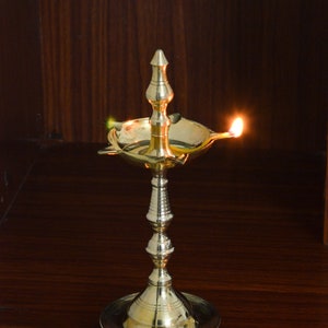 Brass Oil Lamp/Brass Diya - Handcrafted & Traditionally Designed Brass Diya Set of 2 pcs