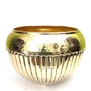 Handcrafted Brass Planter – Planter container | Elegant Metal Flower Pot for Living Room Décor