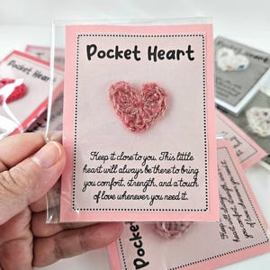 Hart in zak, klein gehaakt hart, token zakknuffel, troostcadeau, Thinking of You Miss You, medeleven bemoedigend Opbeurende emotionele steun