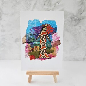 Femme Étoile – Carte postale artistique collage surréaliste, illustration poétique rétro-futuriste onirique vibrante et vibrante