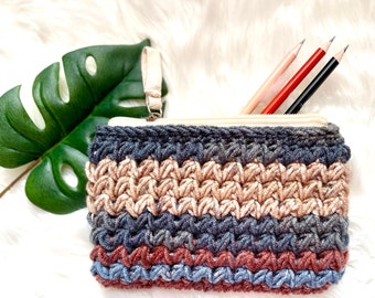 makeup bag, crochet pouch, crochet makeup bag, pencil pouch, lined zipper pouch, knit pencil case, notions bag, crochet tote