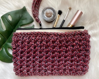 makeup bag, crochet pouch, crochet makeup bag, pencil pouch, lined zipper pouch, knit pencil case, notions bag, crochet tote