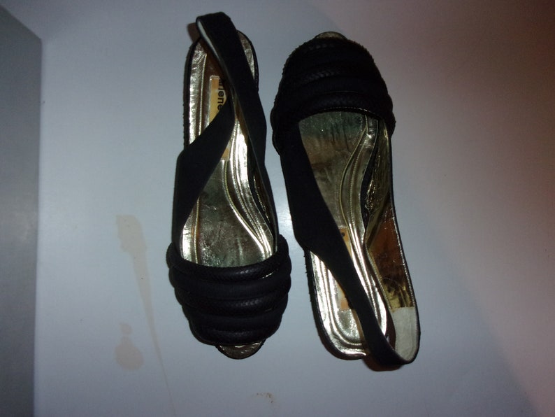 Vintage Italian sandals Designer shoes Made in Italy Arlene la Marca leather and fabric sling back SZ 7.5 Medium