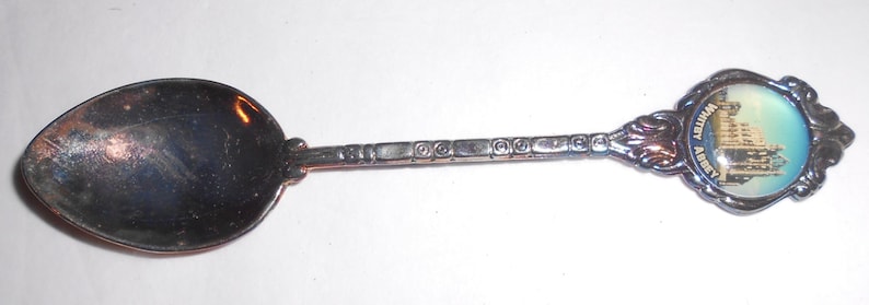 1950s silver plated souvenir spoon Britain/'s Whitby Abbey in original case
