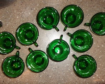 Vintage Emerald Green Glass Punch Cups, Set of 10 Coffee Cups, Tea Cups, 1960s kitchens