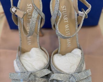 Sandalias de tacón con plataforma y lazo gigante Stuart Weitzman, talla 8B, color plata cristal (1)