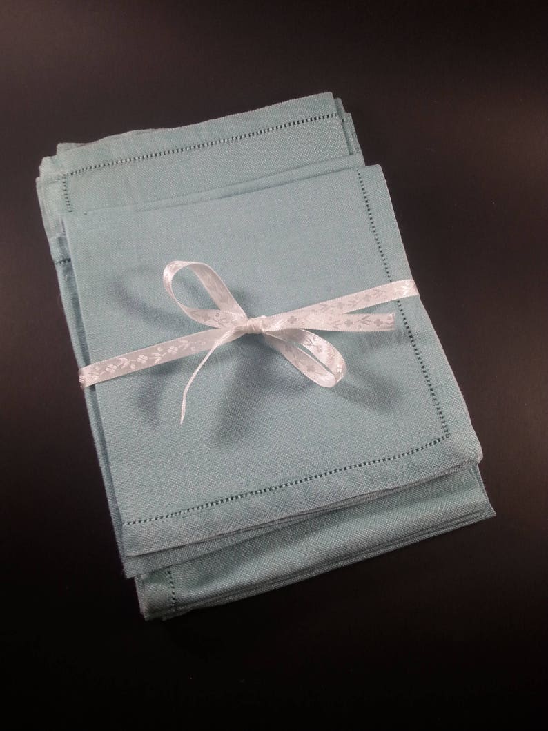 Vintage Linen Dinner Napkins Serviettes Linen Green Small Luncheon Large Dinner Wedding Gift Bridal Shower