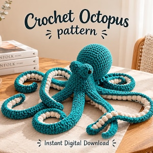 Puede incluir: Un juguete de pulpo tejido a ganchillo en color verde azulado y blanco con una cabeza redondeada y ocho tentáculos rizados. El texto "Crochet Octopus pattern" e "Instant Digital Download" es visible, junto a un jarrón y libros.