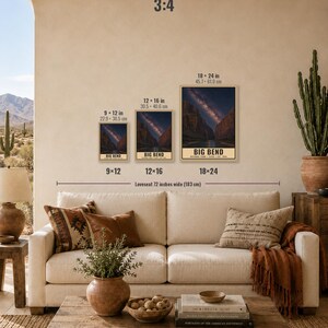 Puede incluir: Tres l&aacute;minas rectangulares del Parque Nacional Big Bend con un cielo nocturno y la V&iacute;a L&aacute;ctea sobre un ca&ntilde;&oacute;n. Se muestran los tama&ntilde;os 22,9x30,5 cm, 30,5x40,6 cm y 45,7x61,0 cm con una relaci&oacute;n de aspecto 3:4 y descarga digital.