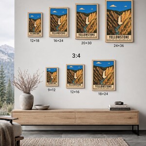 Peut inclure: Sept affiches encadr&eacute;es du parc national de Yellowstone aux formats 2:3 et 3:4, illustrant une cascade dans un canyon sous un ciel bleu. Les dimensions indiqu&eacute;es sont 12x18, 16x24, 20x30, 24x36, 9x12, 12x16 et 18x24. Texte : DIGITAL DOWNLOAD.