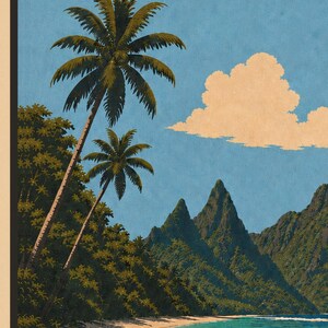 Pode incluir: Uma impress&atilde;o art&iacute;stica de estilo vintage retratando uma cena de praia tropical com duas palmeiras altas em primeiro plano, folhagem verde exuberante, picos de montanhas irregulares ao longe e uma grande nuvem branca num c&eacute;u azul.