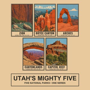 Op de afbeelding: Een verzameling van vijf rechthoekige posters met de nationale parken Zion, Bryce Canyon, Arches, Canyonlands en Capitol Reef in Utah. Elke poster bevat een landschapsillustratie met tekst eronder. De onderste tekst luidt UTAH'S MIGHTY FIVE.