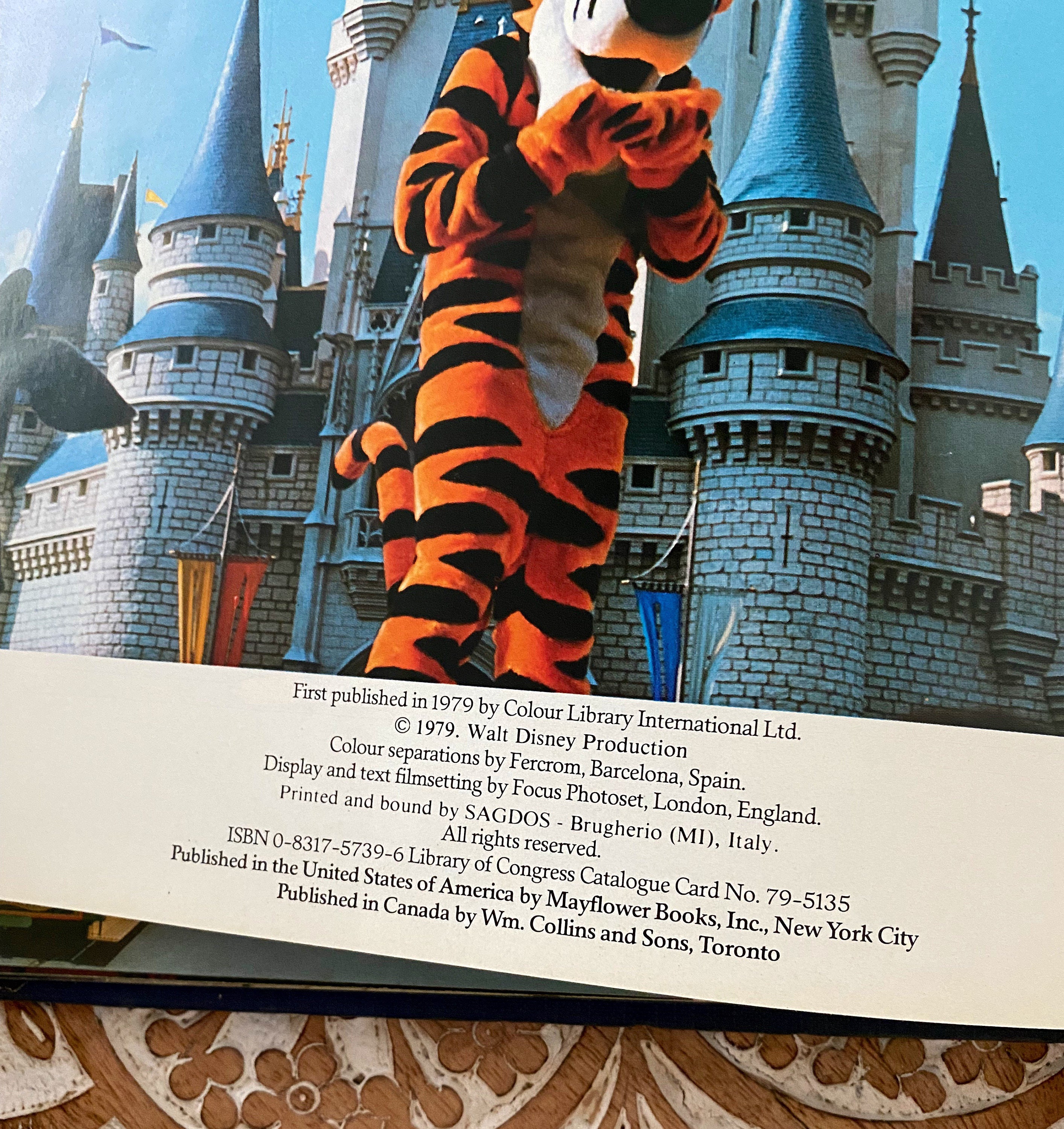 ウォルトディズニーワールド Walt Disney world 洋書 1979 The Magic of Disneyland and Walt Disney World [1979 1st Ed