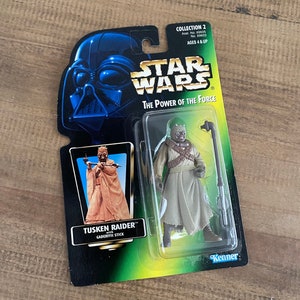 Vintage 1996 Tusken Raider with Gaderffii Stick Star Wars The Power of The Force Kenner Hasbro Toy Action Figure Sealed in Package