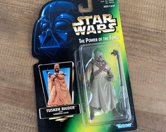 Vintage 1996 Tusken Raider with Gaderffii Stick Star Wars The Power of The Force Kenner Hasbro Toy Action Figure Sealed in Package