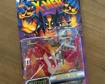 Vintage 1996 Marvel Comics X-Men Mutant Armor Series Professor Xavier Astral Plane Armor ToyBiz Action Figure Toy With Trading Card