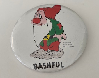Vintage 1970's Walt Disney Productions Bashful Snow White and the Seven Dwarfs Pin
