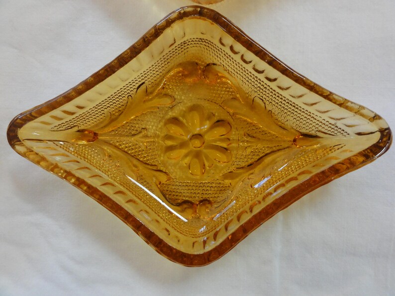 Set of 8 EAPG Tiara Sandwich Glass Diamond Nut & Snack Dishes Etsy