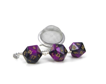 Gamer's Tea Infuser - Dice Infuser - d20 tea infuser - geeky gift - DM gift - black and purple - interesting dice - warlock dice