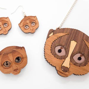 Slow loris primate necklace image 7