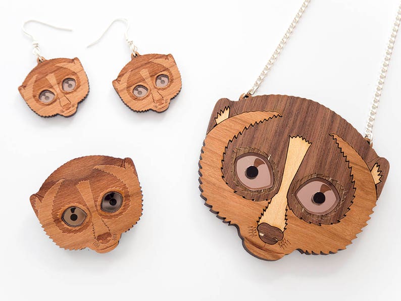 Slow loris primate necklace image 7