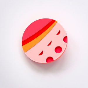Large Lichtenstein inspired brooch