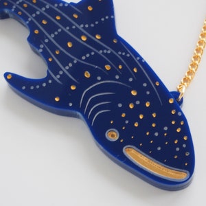 Whale shark blue necklace image 5