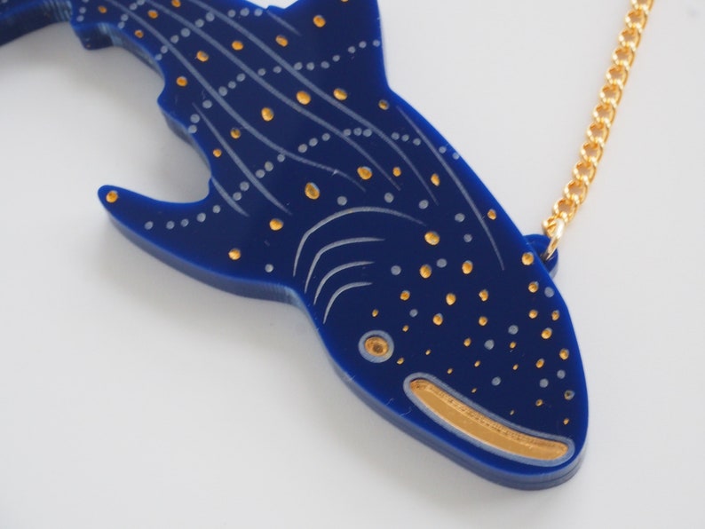 Whale shark blue necklace image 5