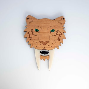 Sabre tooth tiger statement necklace image 4