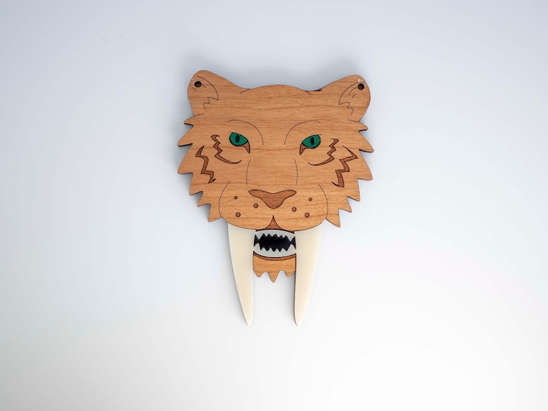 Sabre tooth tiger statement necklace image 4