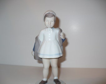 Hallo Again, Girl Standing, Bing & Grondahl Figurine (No 2387) (Retired)
