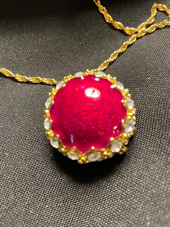 Goldtone Necklace With Hot Pink Ball And Crystals 