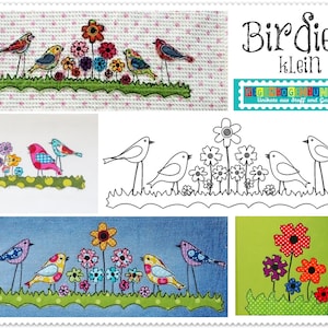 Può includere: Un set di tre disegni di uccelli ricamati con fiori. I disegni sono di colori e stili diversi, tra cui un uccello blu con il petto rosso, un uccello giallo con la testa nera e un uccello bianco con la testa nera. I disegni sono tutti su uno sfondo bianco.