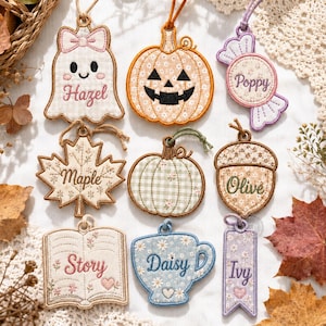ITH Herbst-Halloween-Taschenanhänger-Set, Kürbis-Geist-Ahornblatt-Applikation, personalisierter Namens-Schlüsselanhänger, Stickdatei für die Herbst-Stickerei