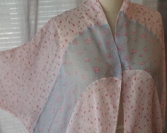 SAMPLE: Pastel chiffon kimono in pink and blue floral print