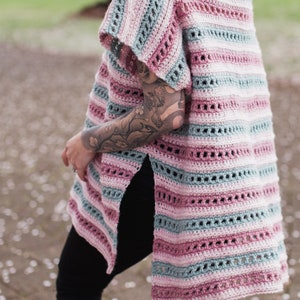 Serendipity Poncho Crochet Pattern // The Hook Nook // Intermediate // Tutorial image 2