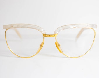 Von Furstenberg Cat Eye Vintage Eyeglasses. Gold Tone and Marbled Frames.