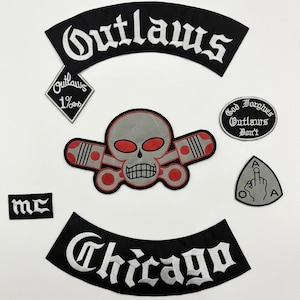 Outlaws Biker-märken Broderad Skull Pistons MC Rockerväst Baktill