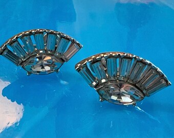 Vintage 1950's Crystal Screw-Back Earrings, Elegant Black Dress Evening Earrings, Gift For Her, Women's Wedding Earrings, Vintage Jewelry