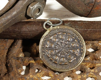 Vintage Wheel Of Life Bronze Pendant Charm Primitive Rustic World Traveler Bronze Pendant Zen Tranquil Wheel Of Life Pendant Necklace Charm