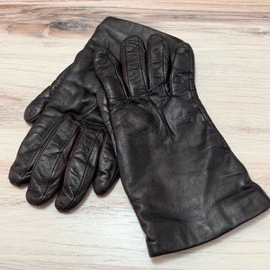 1970&#39;s Dark Brown Leather Women&#39;s Driving Gloves, Women&#39;s Winter Gloves, Women&#39;s Accessories, Nordstrom&#39;s Brown Leather Wrist Length Gloves,