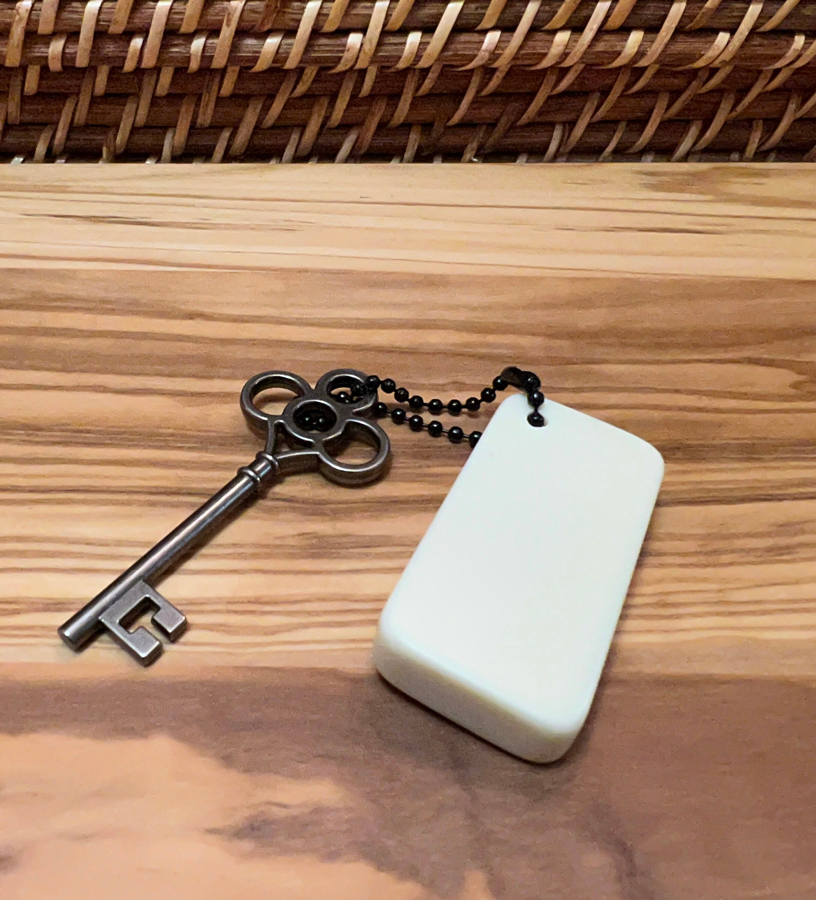 Vintage Celluloid Faux-ivory Domino Tile Game Piece Keychain Key Fob ...