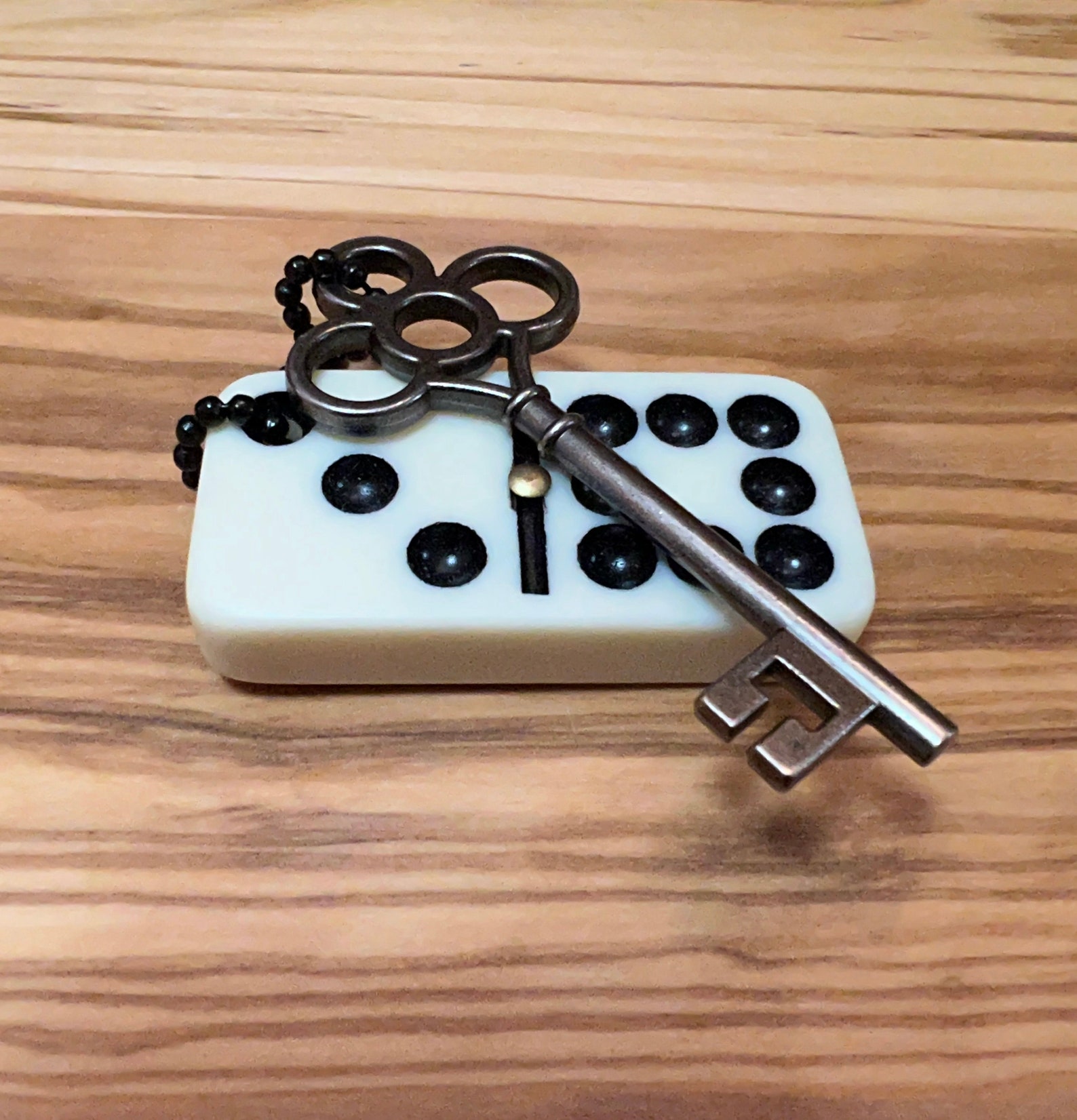 Vintage Celluloid Faux-ivory Domino Tile Game Piece Keychain Key Fob ...