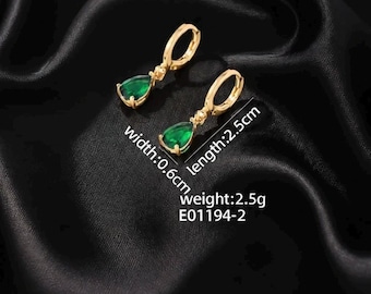 Pendientes colgantes de diamantes verdes, acero inoxidable.