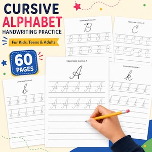 Könnte beinhalten: Ein Schreibübungsheft für das Schreibschrift-Alphabet mit 60 Seiten. Die Blätter zeigen Groß- und Kleinbuchstaben mit gepunkteten Linien zum Nachspuren. Ein gelber Bleistift ist zu sehen, wie er auf einer Seite mit dem Buchstaben A schreibt.