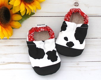 cow baby shoes - cow kid slippers - farm baby moccasins - vegan soft sole shoes - farm theme baby shower gift - gender neutral baby gift